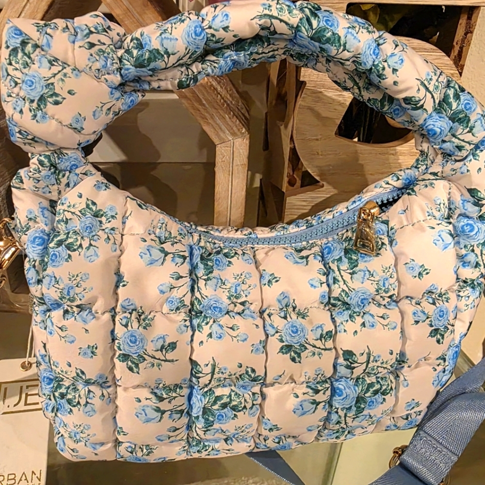 URBAN EXPRESSIONS Floral Quilted Women's Shoulder Bag